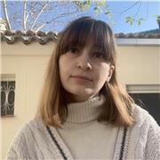 Periodista e historiadora. Especializada en cultura contemporánea. Clases de literatura, historia, arte, filosofía, etc.